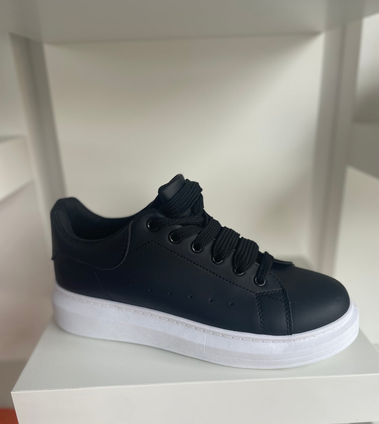AM TRAINER