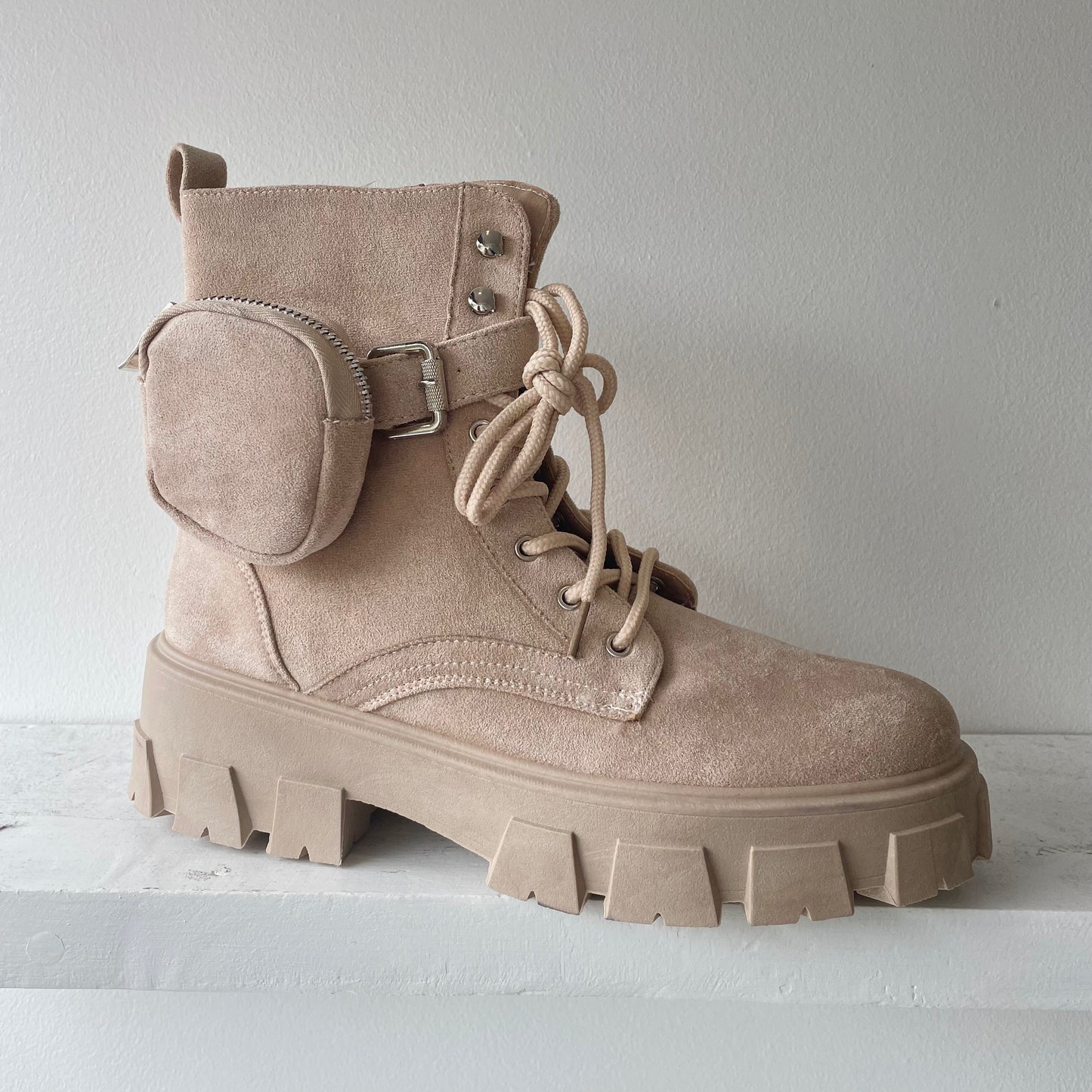 MONOLITH BOOTS