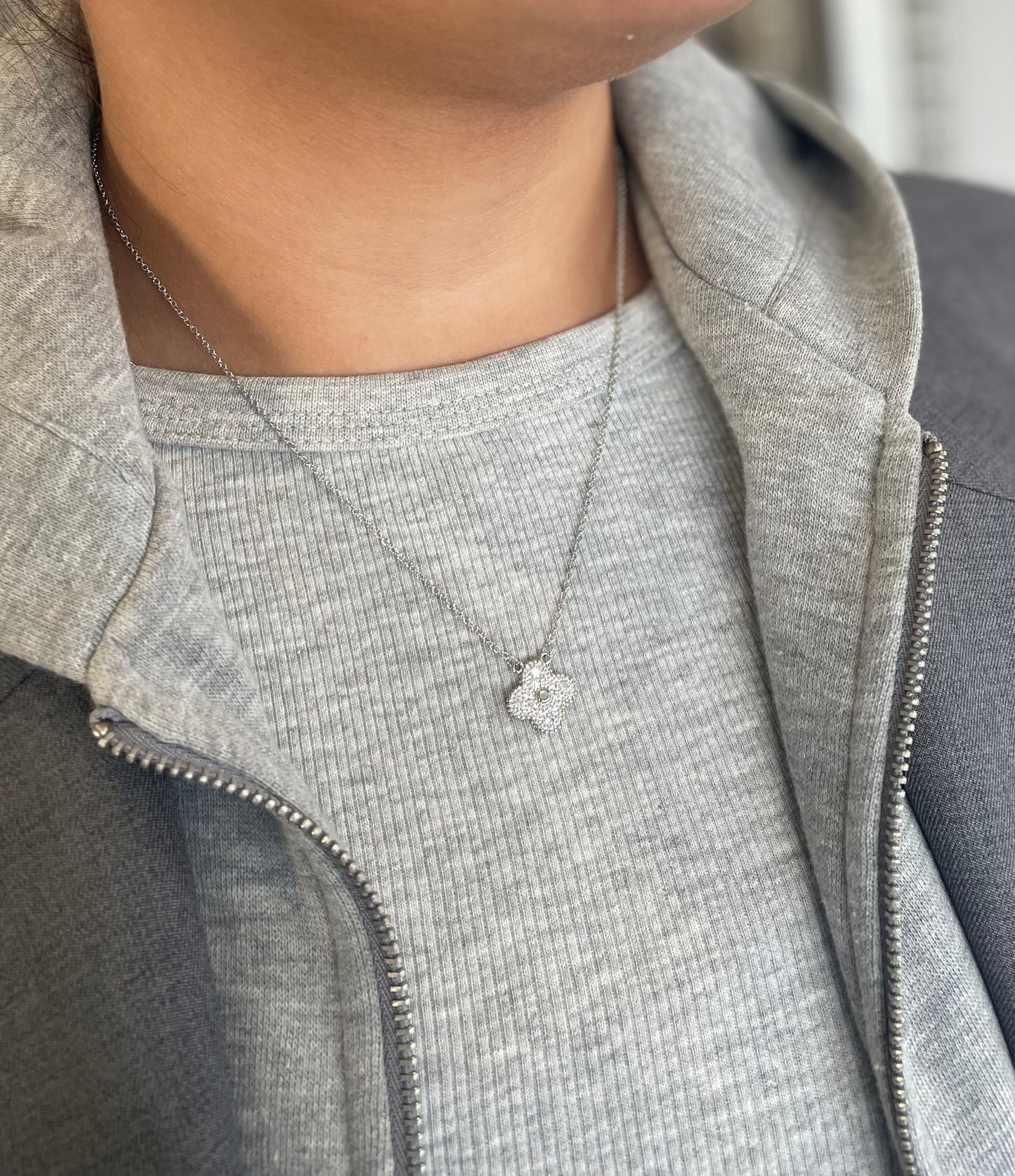 SILVER CLOVER CHAIN