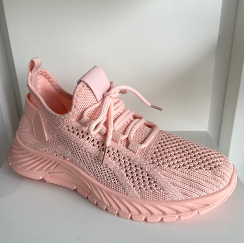 LACE INSPIRED TRAINERSTRAINERSLauraliverpoolboutiqueLauraliverpoolboutique5704 PINK 367035716083PINKLACE INSPIRED TRAINERS